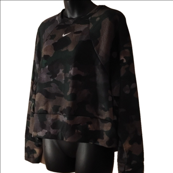 Nike Dri fit shorter ladies camo sweatshirt. Size large. Great for sports! - Picture 3 of 9